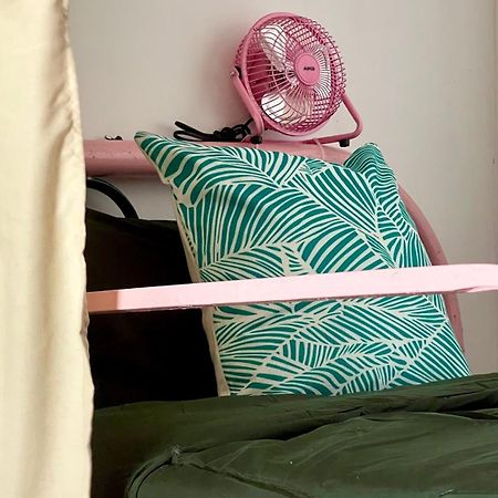Yaiya Hostel & Smoothie Bar Kaoh Touch エクステリア 写真